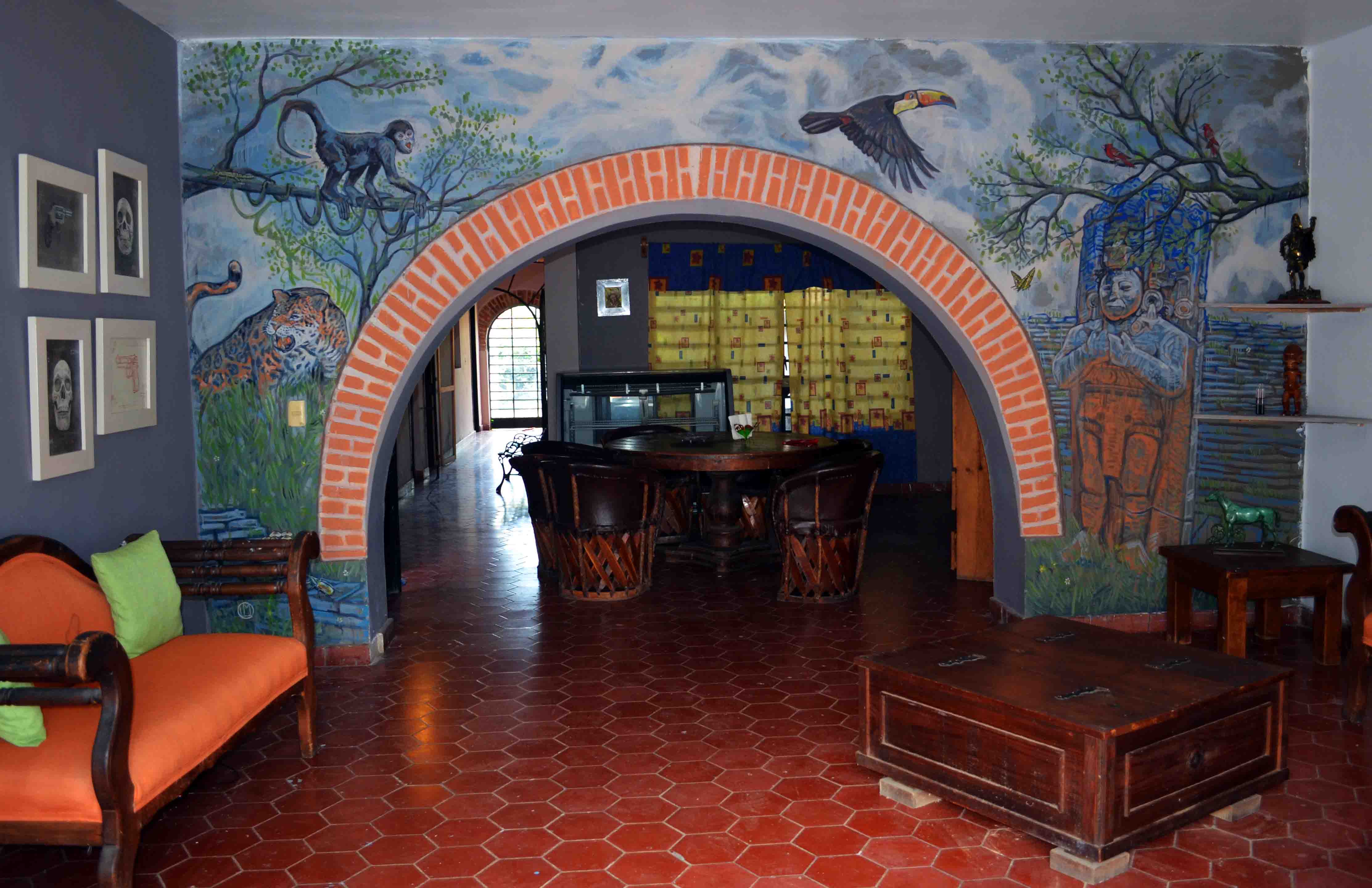 Mural el viajero tonayan, work by Fernando M. Águila — mural, acrylic